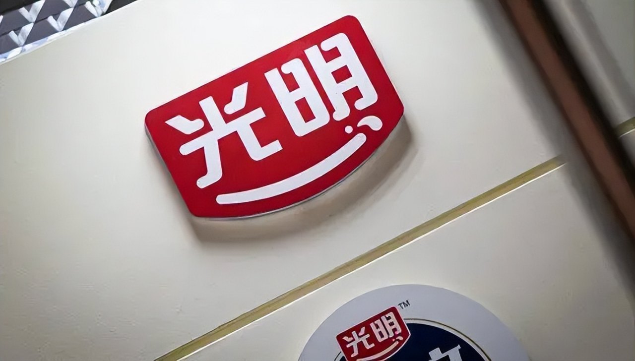 拿着A股最高乳企薪酬,光明乳业30年老将“引咎辞职”